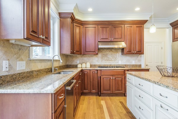 7 Hickory Bend Road Shrewsbury, MA 01545 - Photo 11 of 25 Gallery Image 11