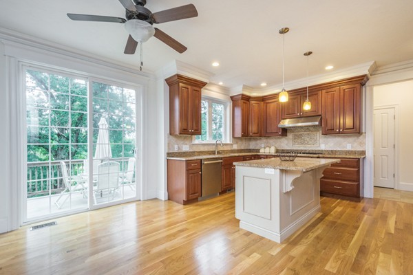 7 Hickory Bend Road Shrewsbury, MA 01545 - Photo 8 of 25 Gallery Image 8