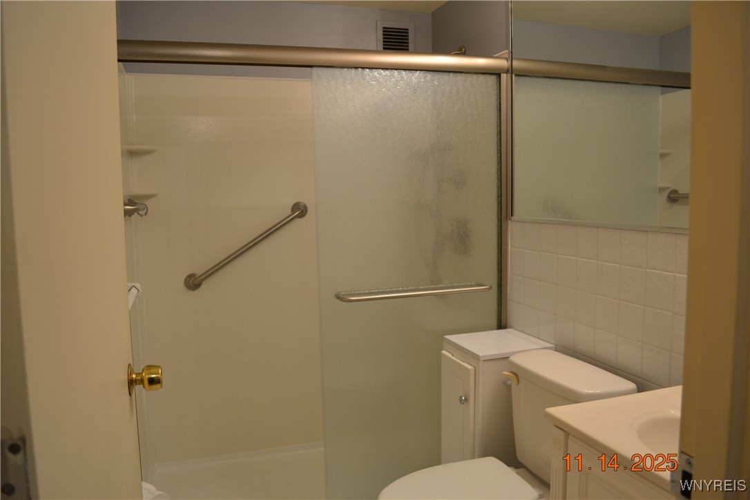 5854 Main Street, Unit 301 Amherst, NY 14221 - Photo 14 of 14 Full Bath