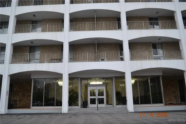 $1,400 | 5854 Main Street, Unit 301, Amherst, NY 14221