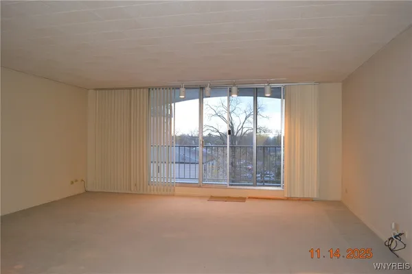 $1,400 | 5854 Main Street, Unit 301, Amherst, NY 14221