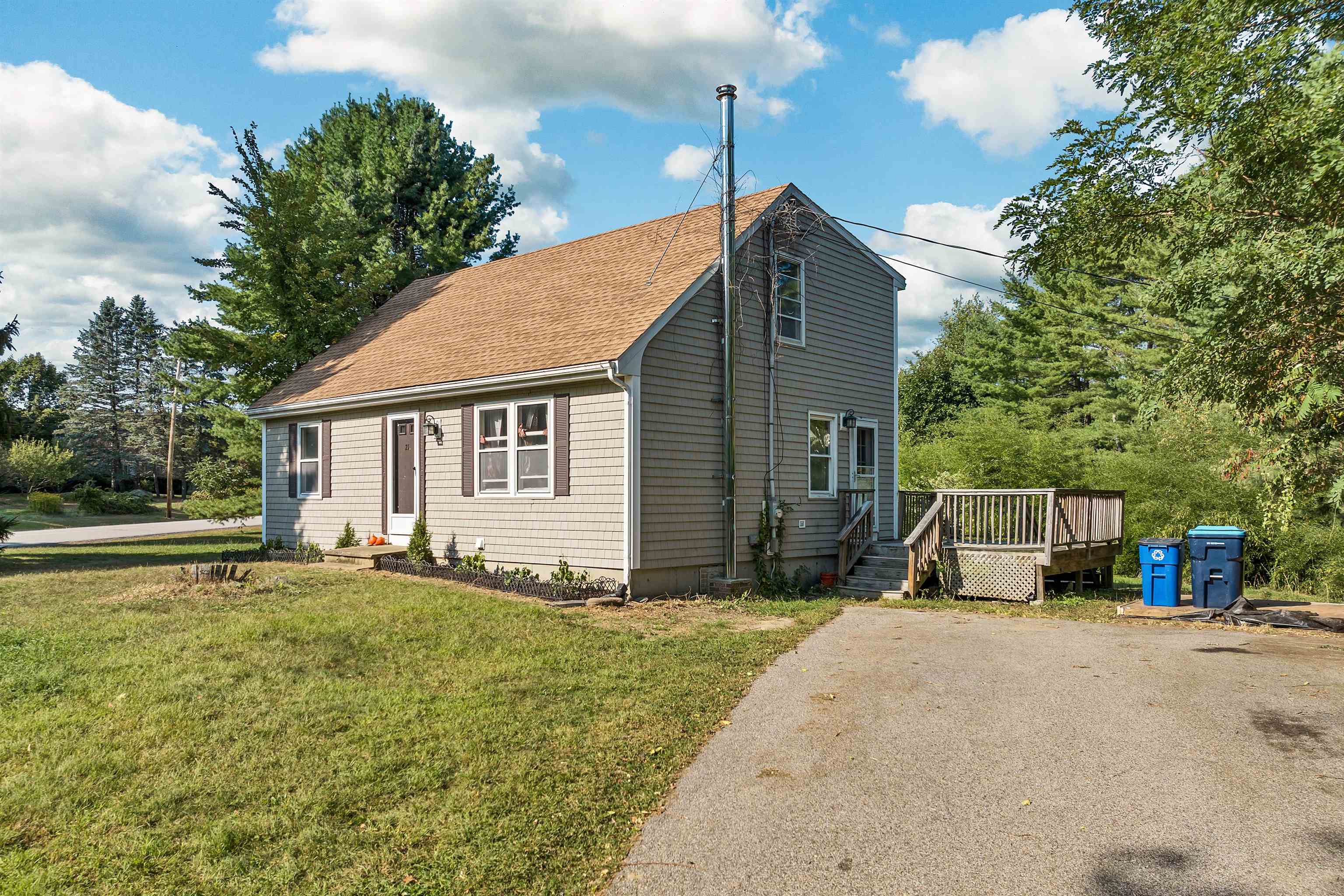 21 High Street Stratham, NH 03885 - Photo 2 of 45