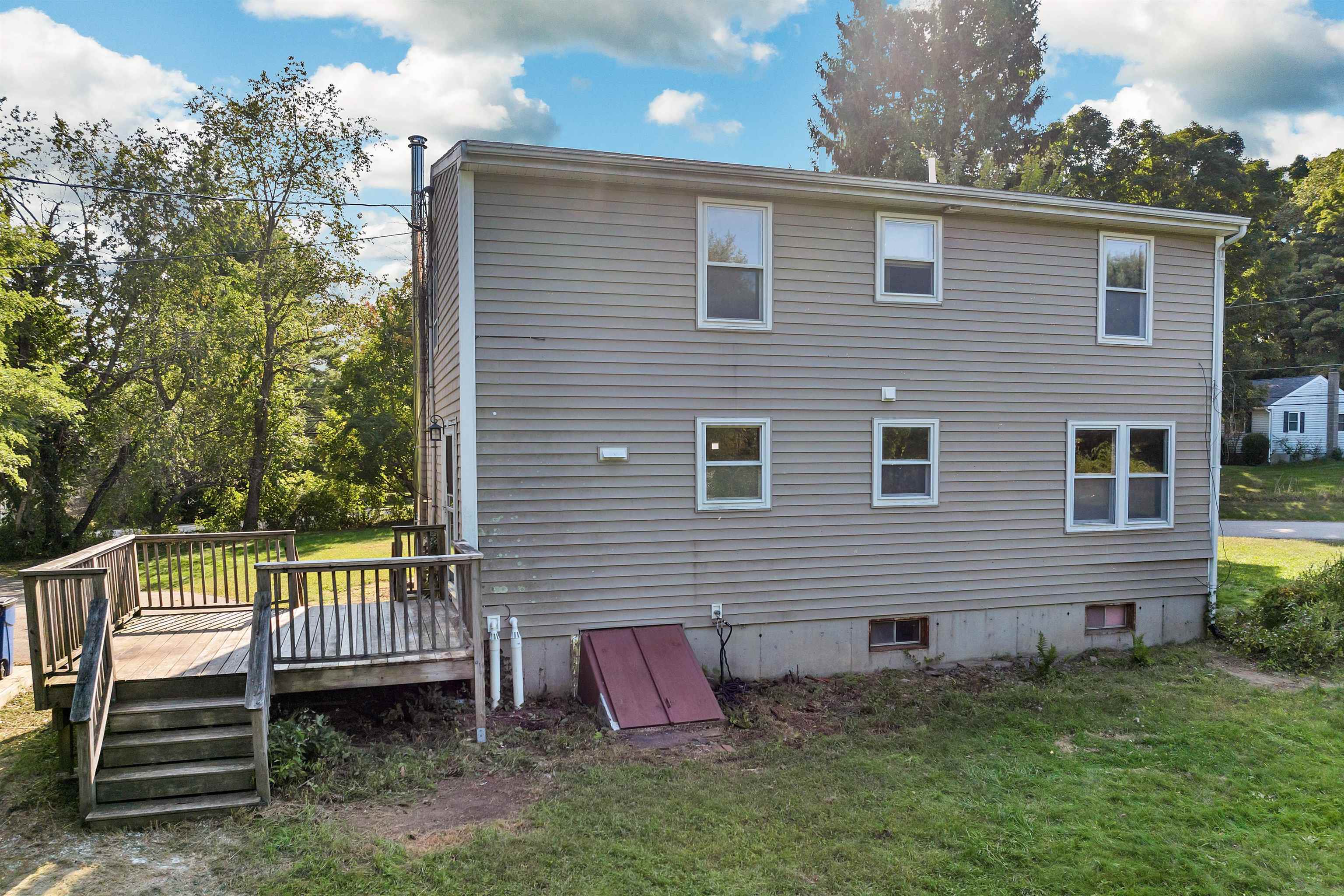 21 High Street Stratham, NH 03885 - Photo 25 of 45