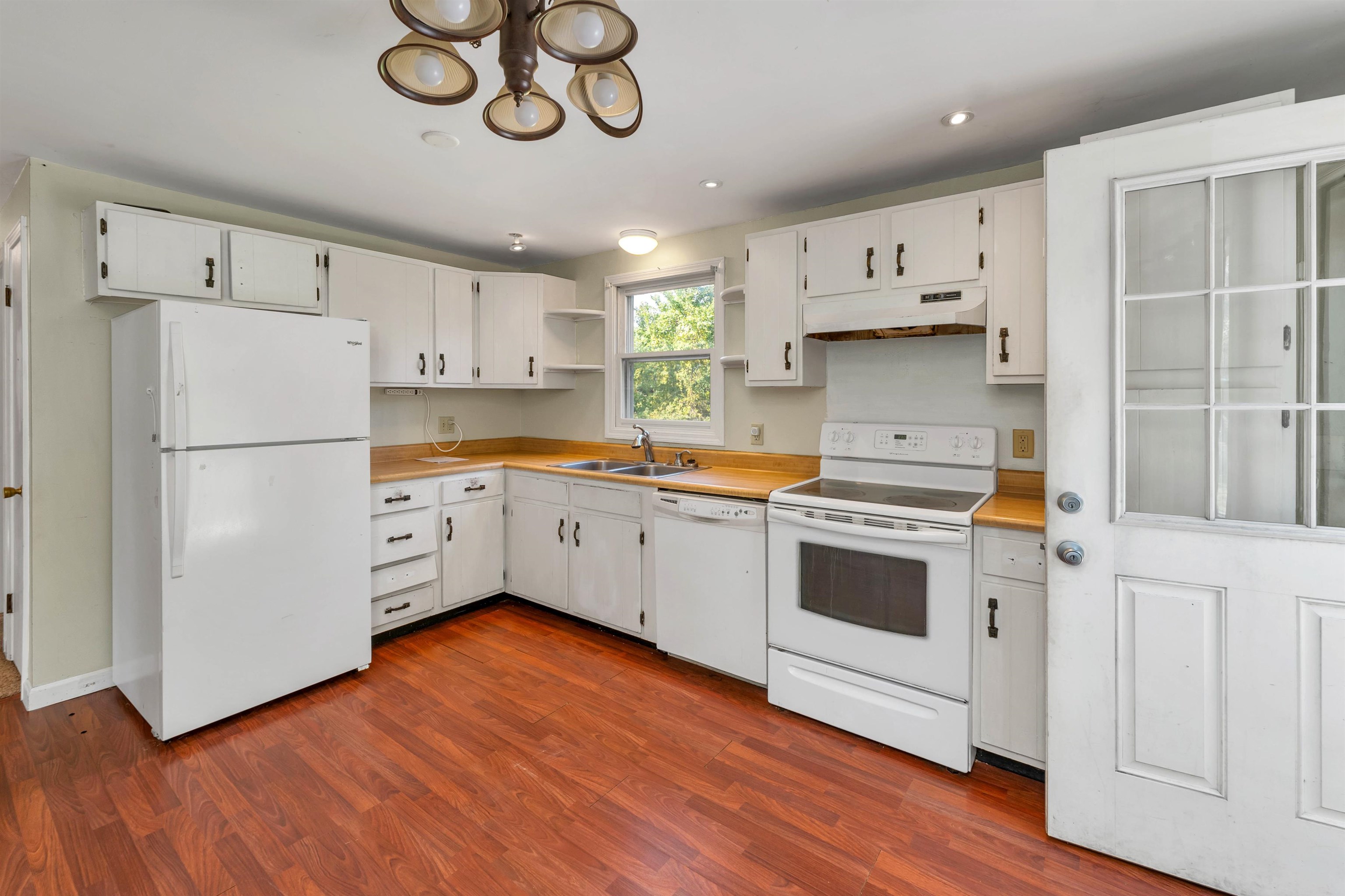 21 High Street Stratham, NH 03885 - Photo 41 of 45
