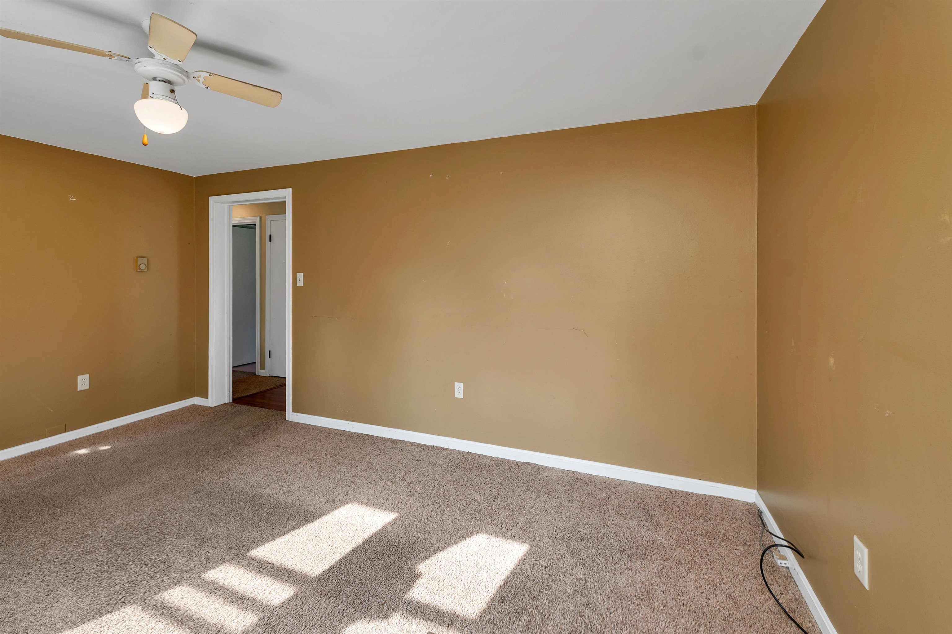 21 High Street Stratham, NH 03885 - Photo 9 of 45