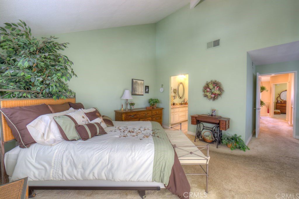5568 Orange Cypress, CA 90630 - Photo 16 of 25