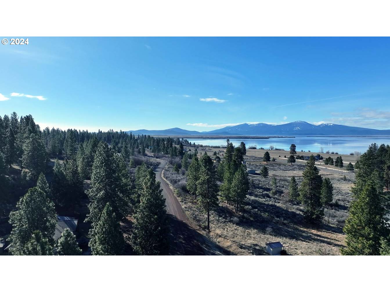 Shoshoni Way Chiloquin, OR 97624 - Photo 5 of 47 a view of a city