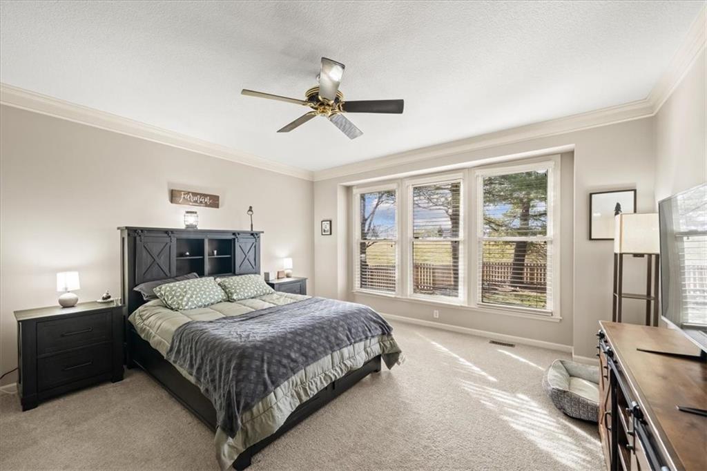 12204 Sagamore Road Leawood, KS 66209 - Photo 17 of 37