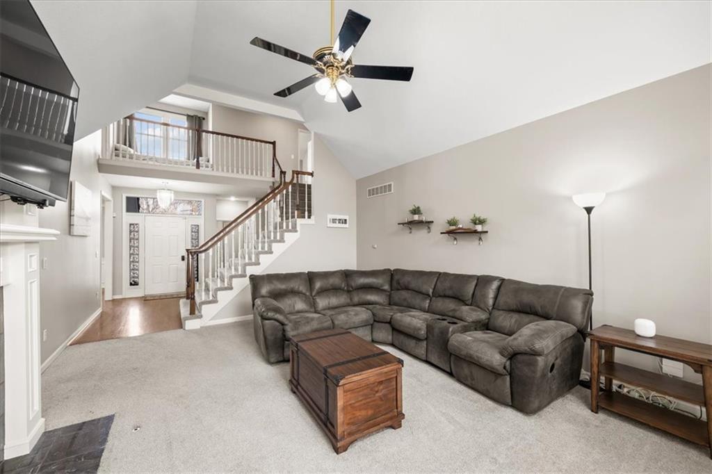 12204 Sagamore Road Leawood, KS 66209 - Photo 8 of 37