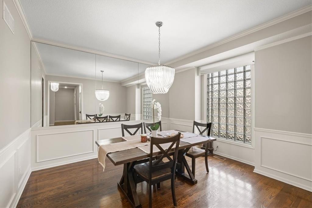 12204 Sagamore Road Leawood, KS 66209 - Photo 9 of 37