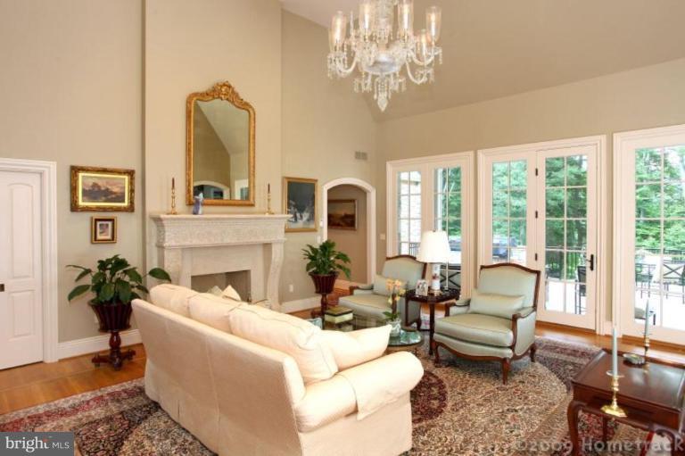 3392 Halcyon Road Stevenson, MD 21153 - Photo 3 of 27 Living Room