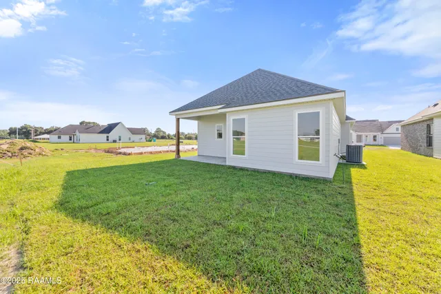 $259,999 | 310 Gun Runner Drive, Lafayette, LA 70507