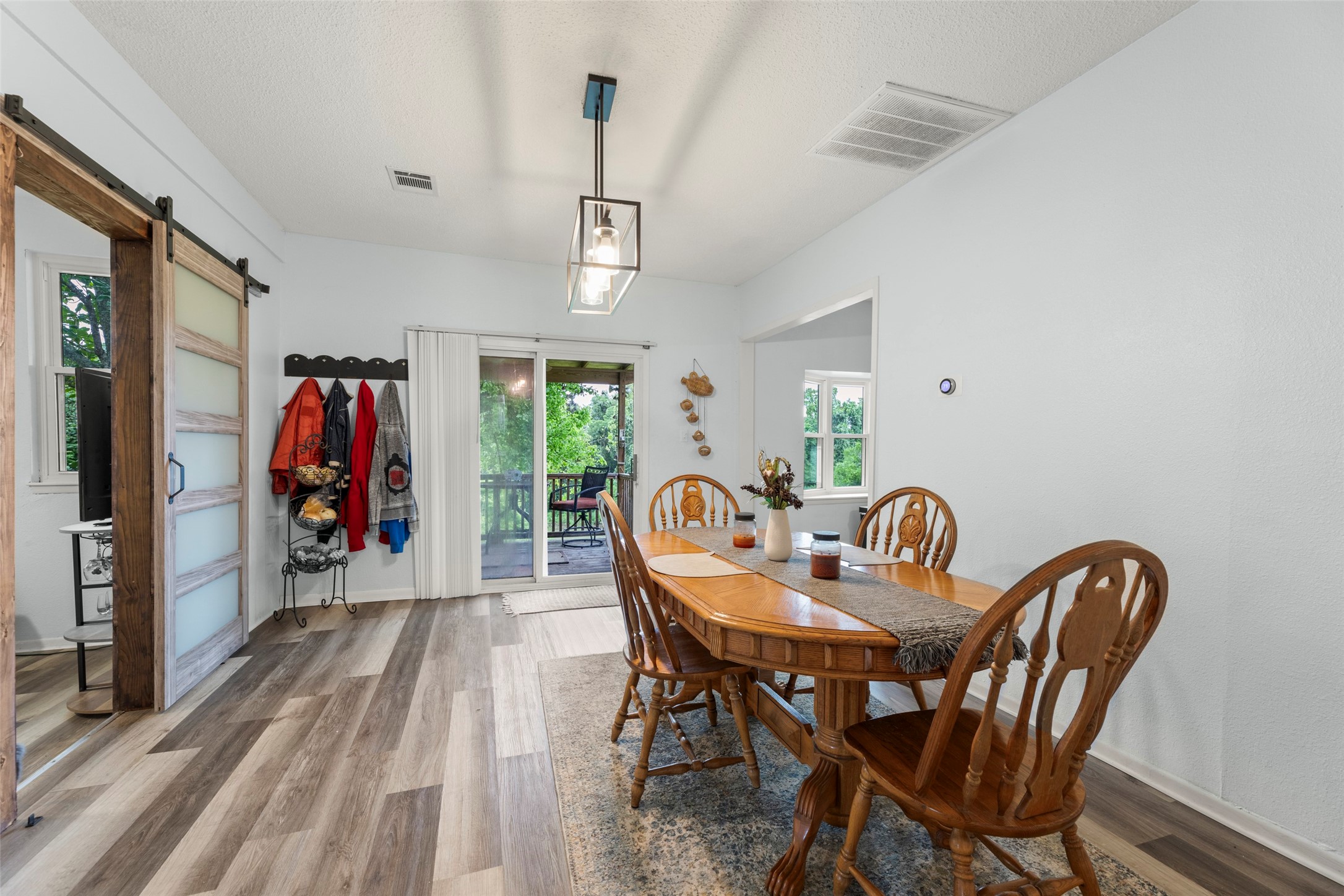 703 Pecan Valley Road Wharton, TX 77488 - Photo 17 of 47