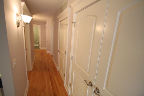 1021 Peterson Avenue, Unit 207 Park Ridge, IL 60068 - Photo 7 of 22