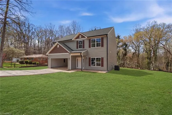 $334,900 | 529 Dogwood Circle, High Point, NC 27260