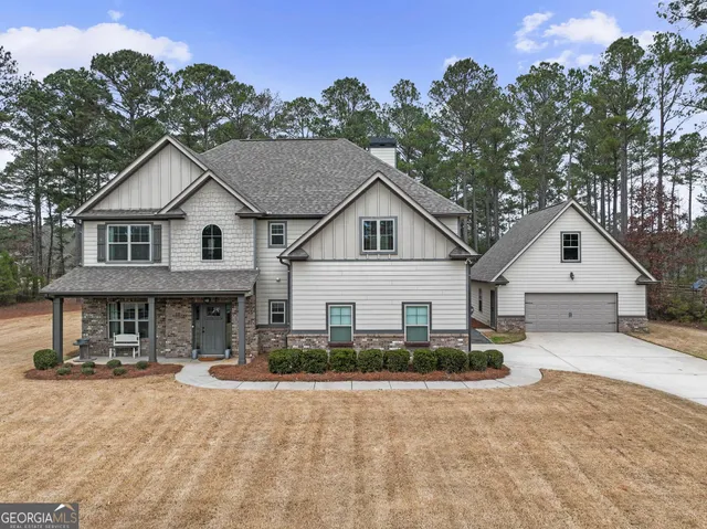 $560,000 | 22 Fox Hall Crossing East, Senoia, GA 30276