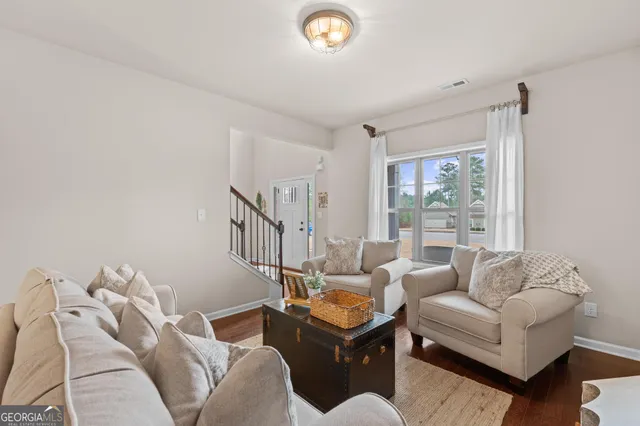 $560,000 | 22 Fox Hall Crossing East, Senoia, GA 30276