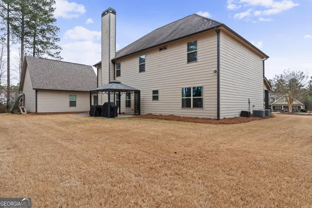 $560,000 | 22 Fox Hall Crossing East, Senoia, GA 30276