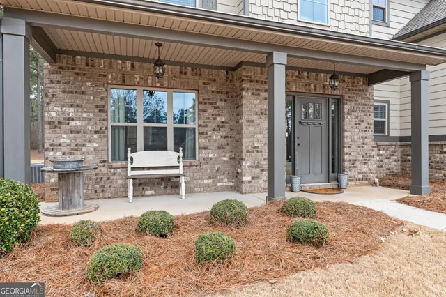 $560,000 | 22 Fox Hall Crossing East, Senoia, GA 30276