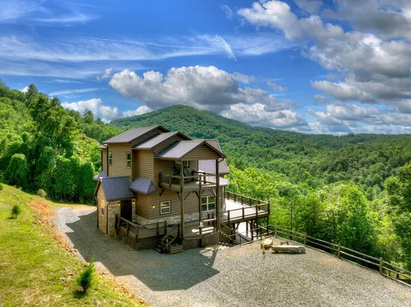 $650,000 | 45 Flat Top Trail, Murphy, NC 28906