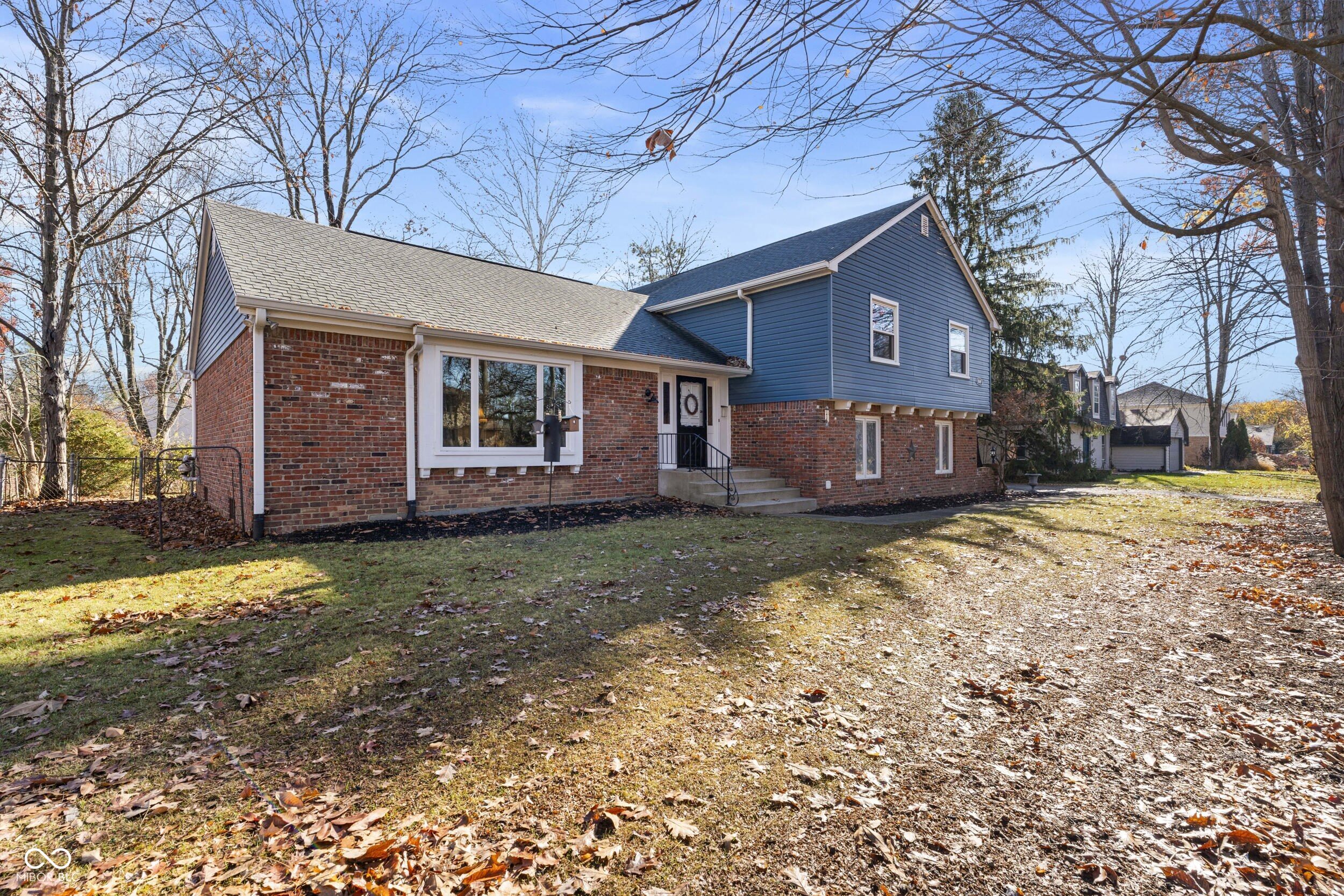 8849 Shagbark Road Indianapolis, IN 46260 - Photo 1 of 41 Gallery Image 1