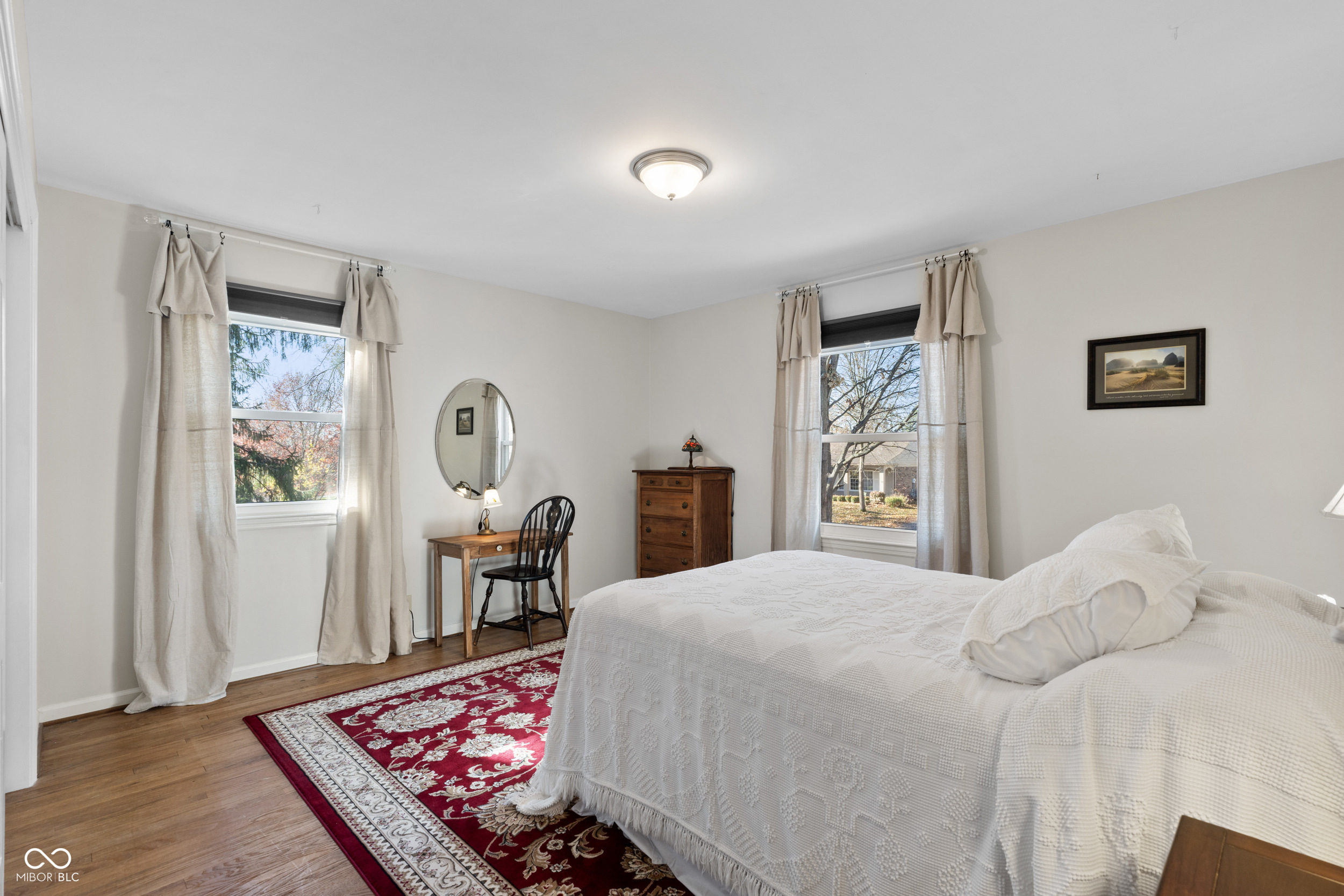 8849 Shagbark Road Indianapolis, IN 46260 - Photo 13 of 41 Gallery Image 13
