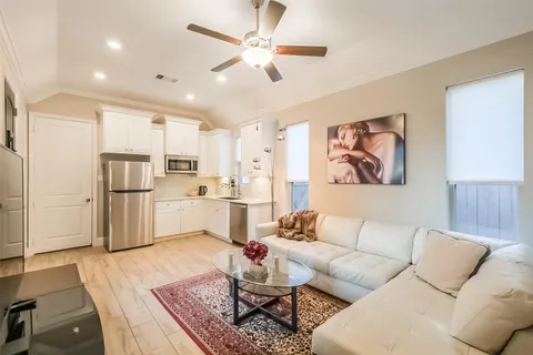 a view of an entryway of the house