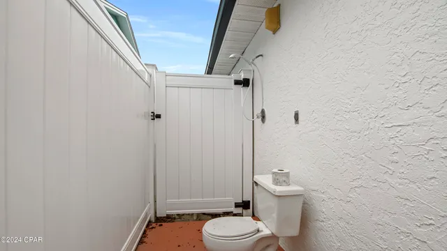 $549,999 | 122 Seaclusion Circle, Panama City Beach, FL 32413