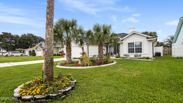 $549,999 | 122 Seaclusion Circle, Panama City Beach, FL 32413