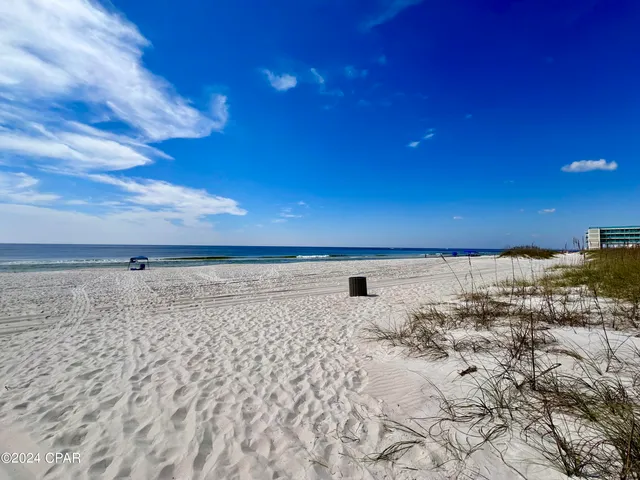 $549,999 | 122 Seaclusion Circle, Panama City Beach, FL 32413