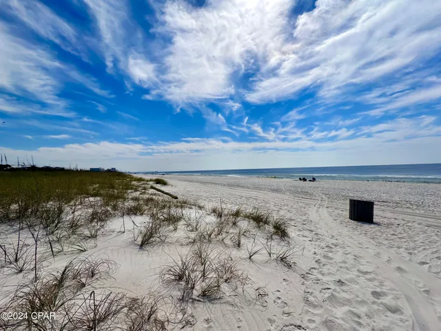 $549,999 | 122 Seaclusion Circle, Panama City Beach, FL 32413
