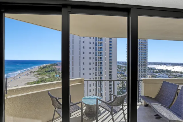 $674,000 | 2800 North Ocean Drive, Unit A22A, Singer Island, FL 33404