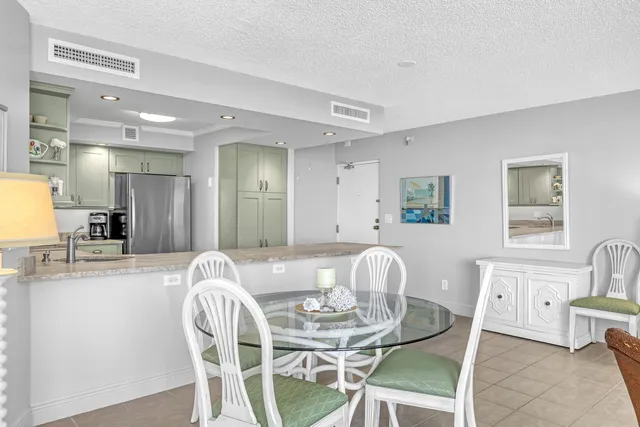 $674,000 | 2800 North Ocean Drive, Unit A22A, Singer Island, FL 33404