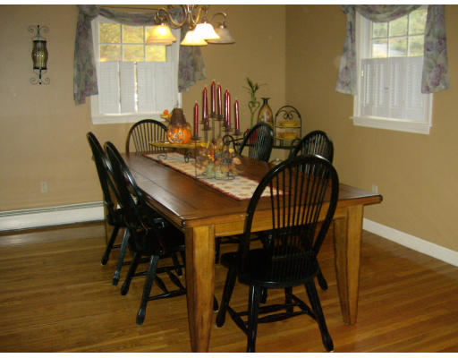 15 Marlboro Road Georgetown, MA 01833 - Photo 9 of 19 Gallery Image 9