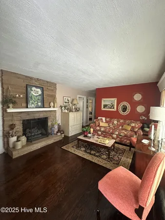 $249,500 | 605 South Pembroke Avenue, Ahoskie, NC 27910