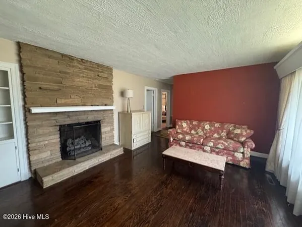 $249,500 | 605 South Pembroke Avenue, Ahoskie, NC 27910
