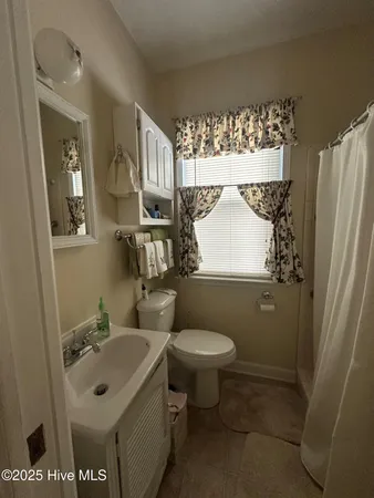 $249,500 | 605 South Pembroke Avenue, Ahoskie, NC 27910