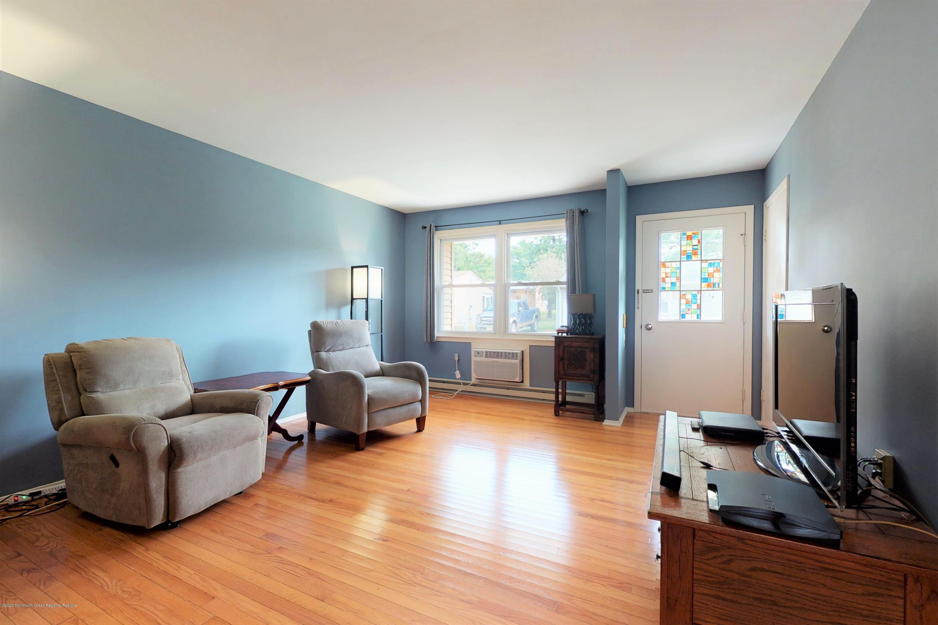 21 Augusta Road Whiting, NJ 08759 - Photo 15 of 35 21-Augusta-09172020_123640