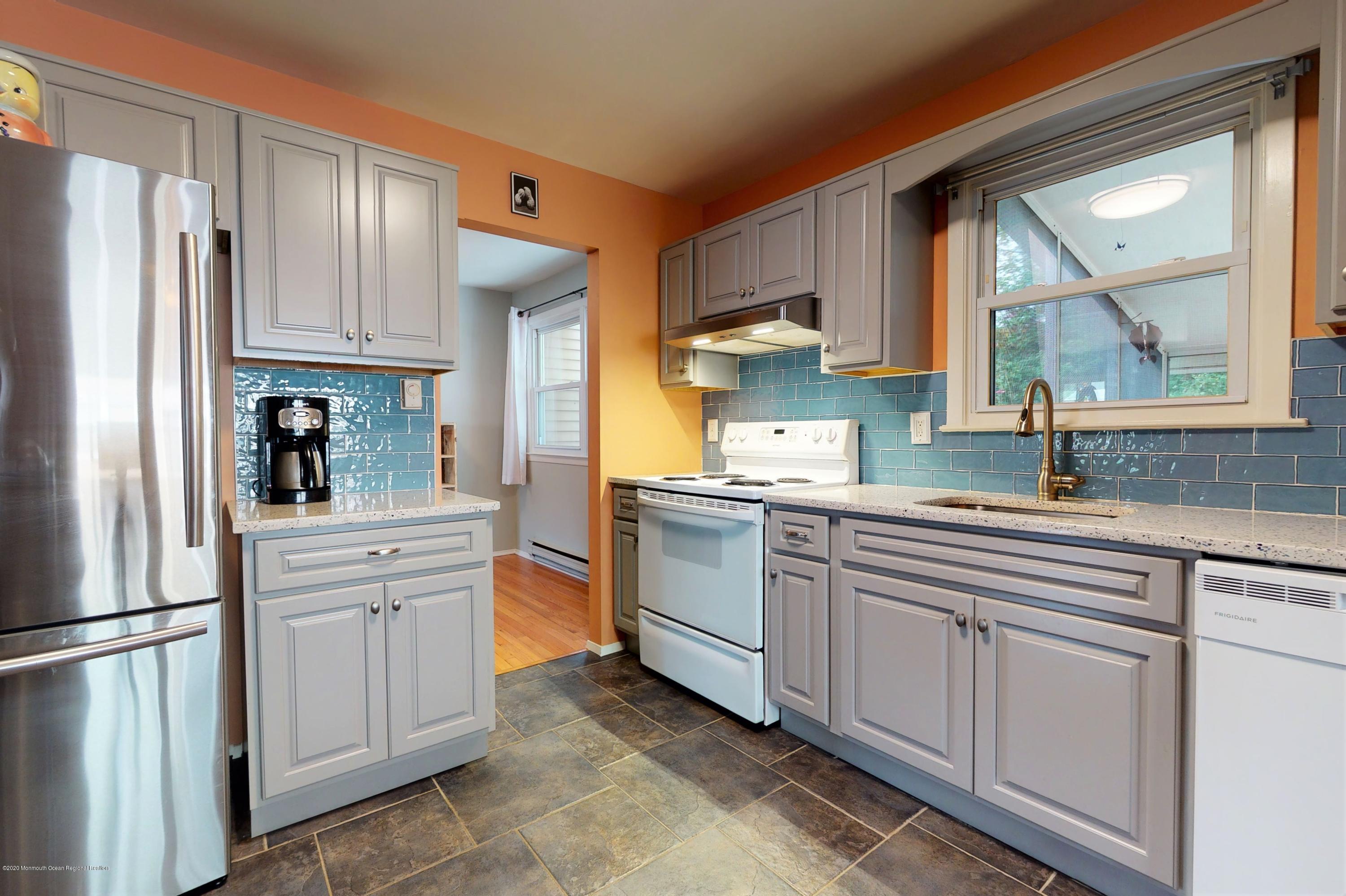 21 Augusta Road Whiting, NJ 08759 - Photo 17 of 35 21-Augusta-09172020_123720