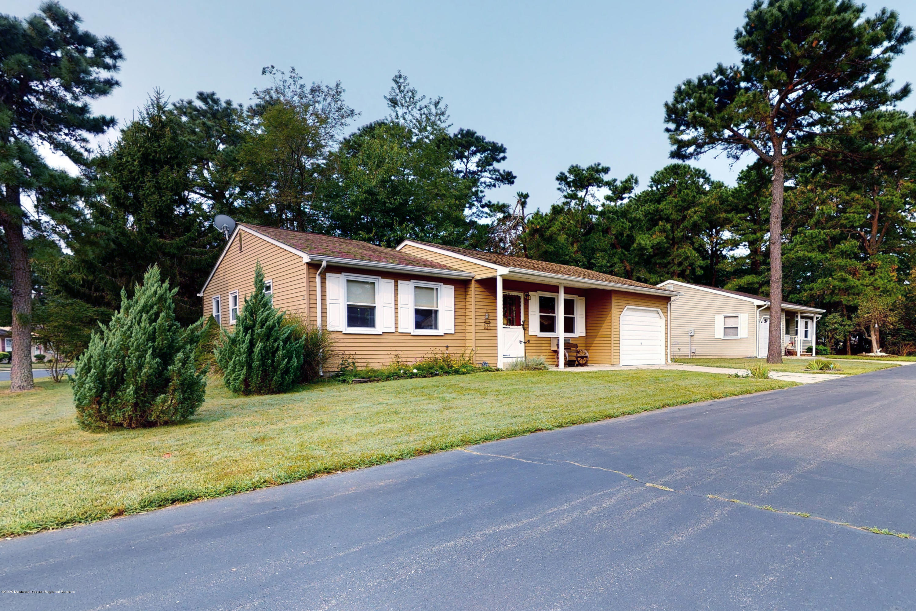 21 Augusta Road Whiting, NJ 08759 - Photo 31 of 35 21-Augusta-09172020_123031