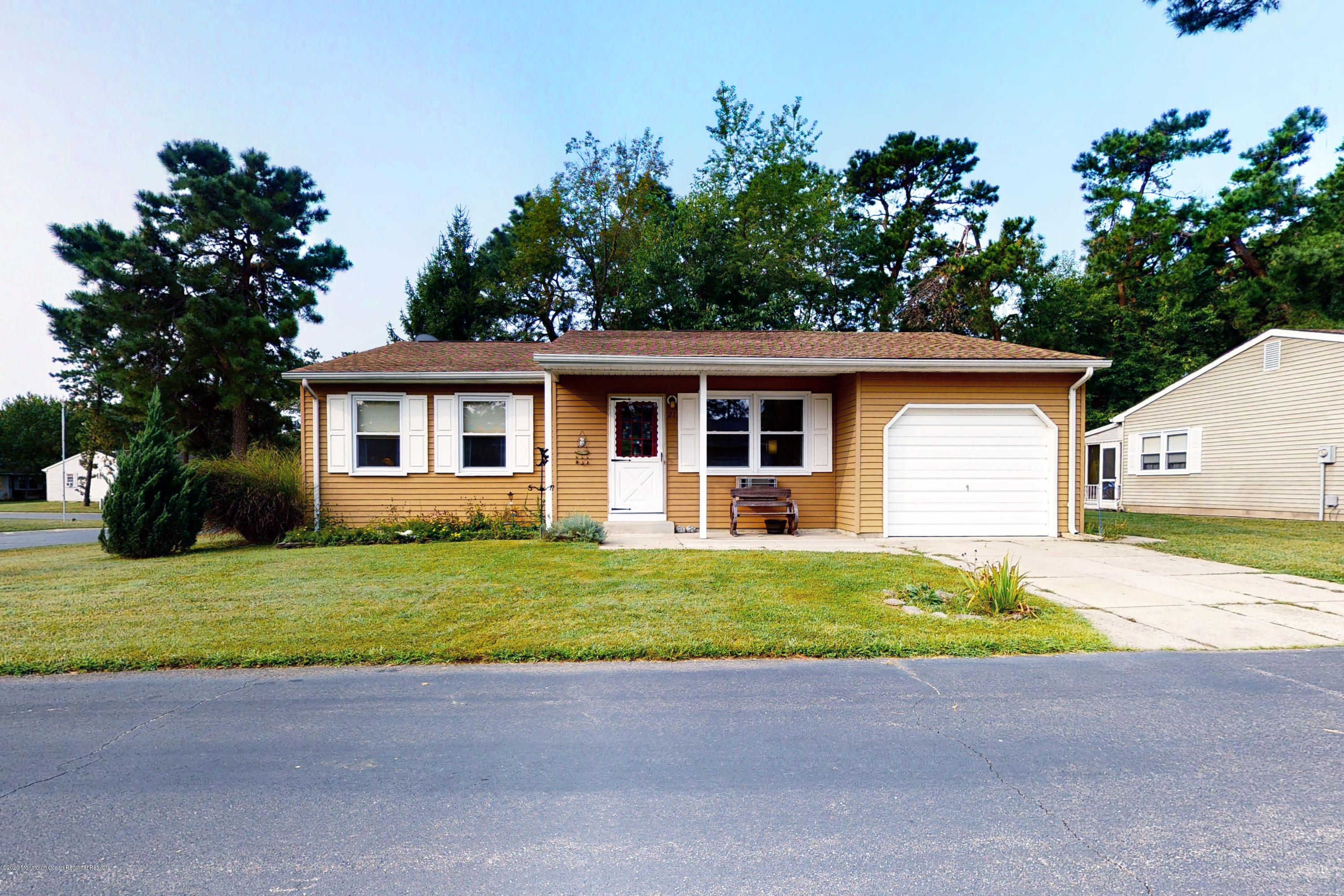 21 Augusta Road Whiting, NJ 08759 - Photo 32 of 35 21-Augusta-09172020_123101