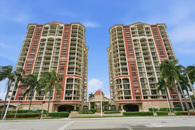 $624,900 | 2011 North Ocean Boulevard, Unit 302, Fort Lauderdale, FL 33305
