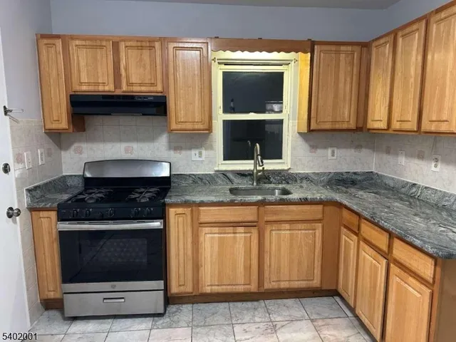 $689,999 | 360 New Street, Unit 3, Newark, NJ 07103