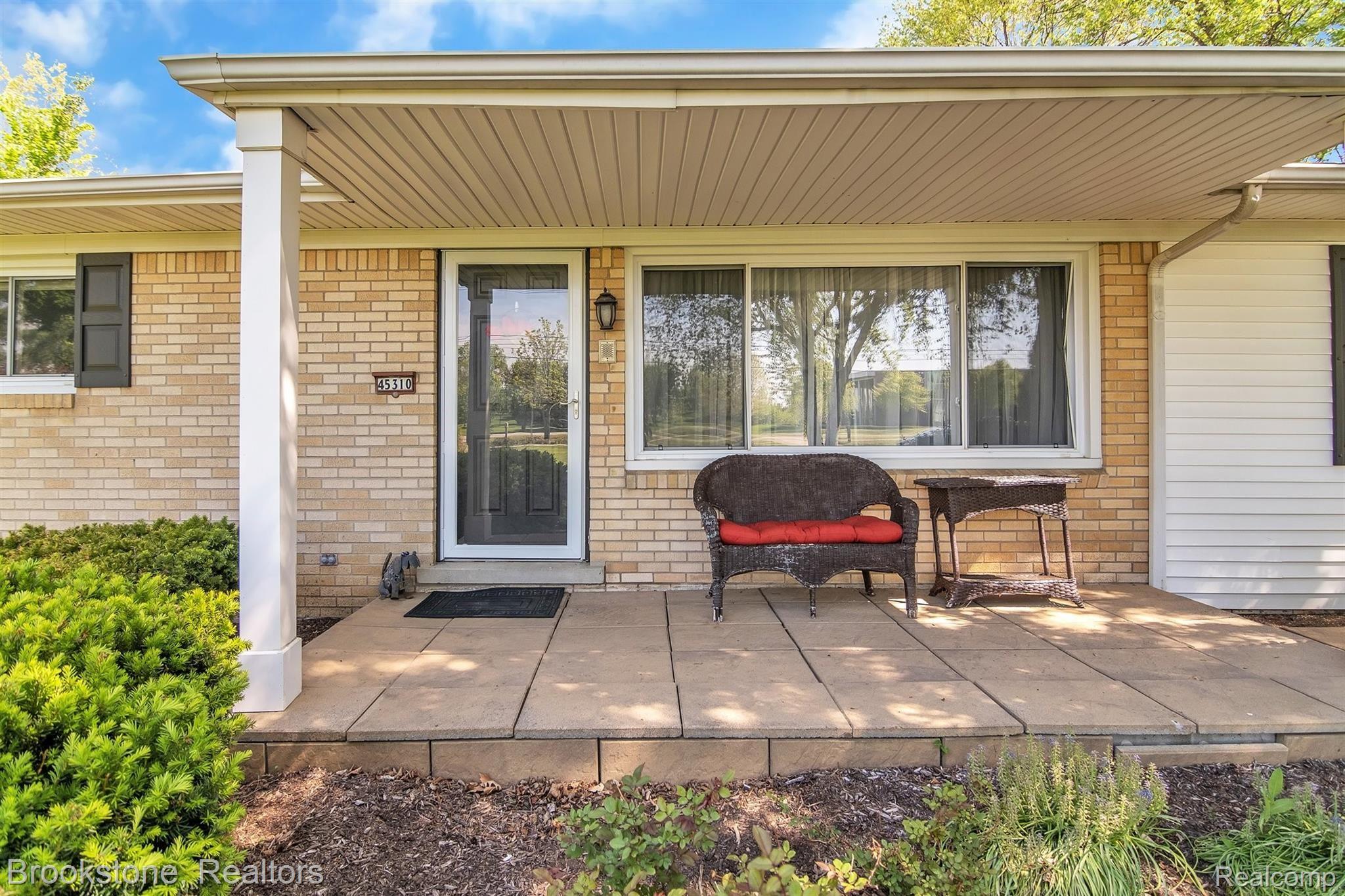 45310 West 10 Mile Road Novi, MI 48375 - Photo 5 of 49 05-45310 W 10 Mile Rd-Windowstill-Real-Estate-Photography-5.jpg