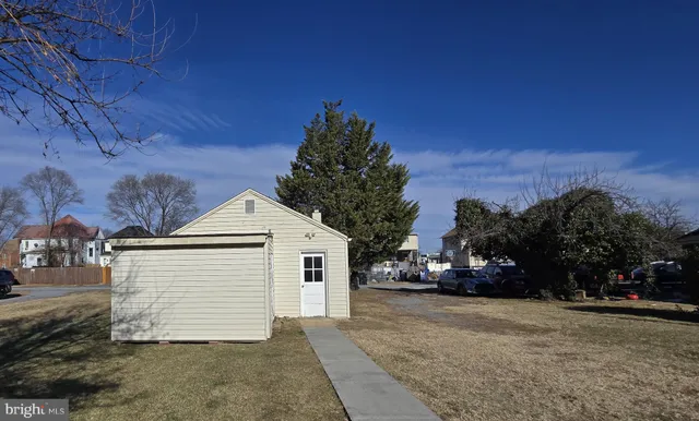 $310,000 | 712 Frederick Avenue, Winchester, VA 22601