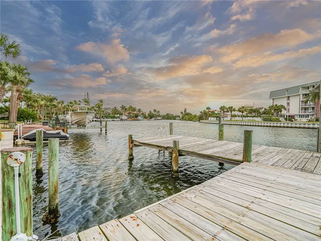 $5,500 | 4502 Bethel Creek Drive, Vero Beach, FL 32963