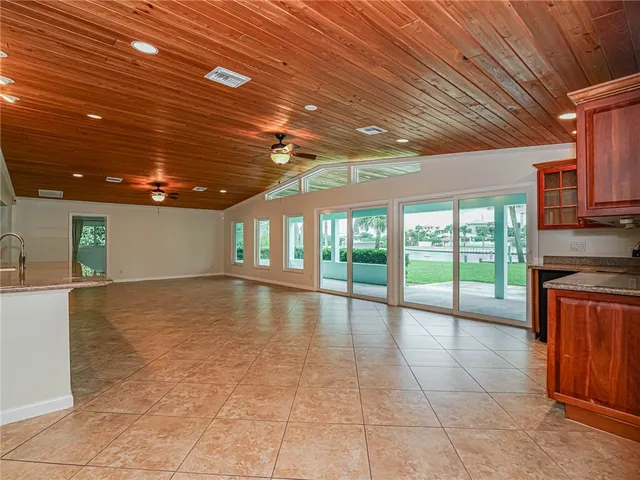 $5,500 | 4502 Bethel Creek Drive, Vero Beach, FL 32963