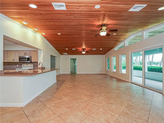 $5,500 | 4502 Bethel Creek Drive, Vero Beach, FL 32963