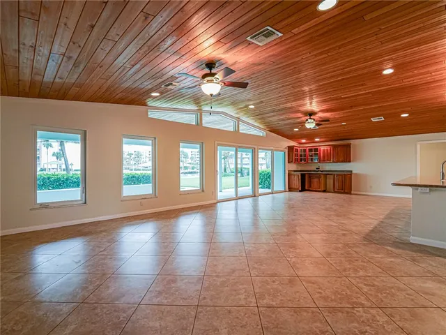 $5,500 | 4502 Bethel Creek Drive, Vero Beach, FL 32963