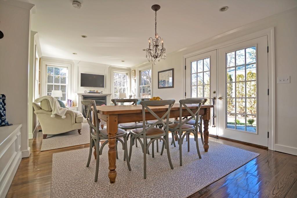 2 Auburn Road Wellesley, MA 02481 - Photo 13 of 42